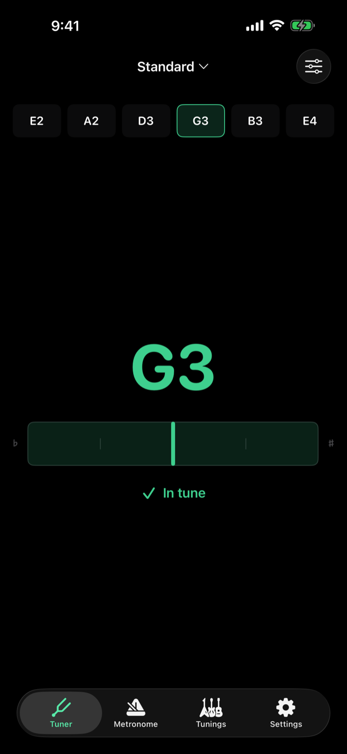 The Retune tuner in Standard tuning. The G3 string is selected and reads in tune, with a green centered needle.
